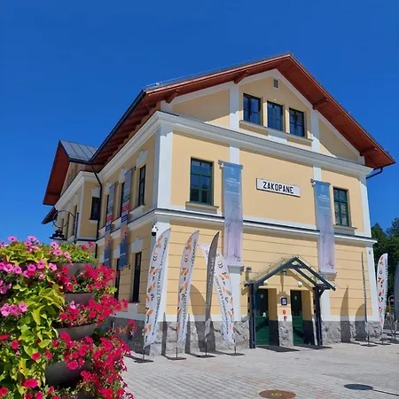 Pokoje gościnne Centrum Brzozowa 14-3